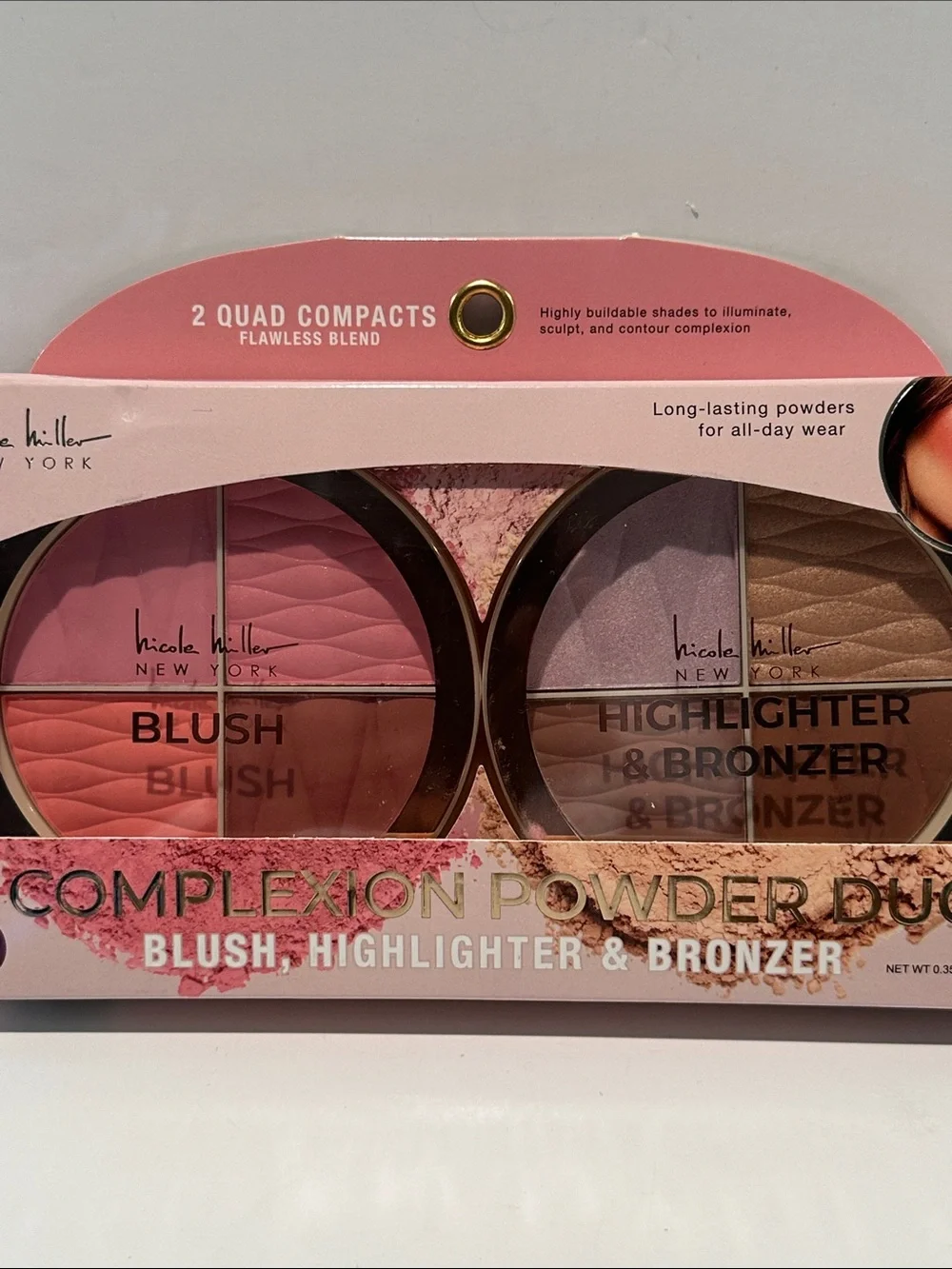 NWT Nicole Miller Complexion Powder Duo in (8) Shades in (2) Compacts.